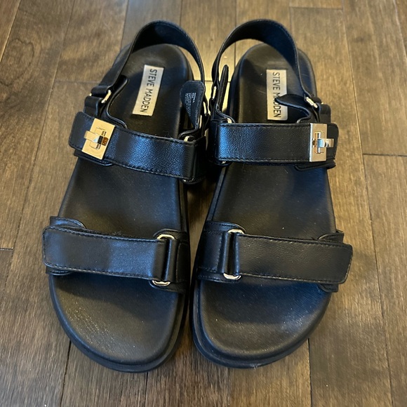 Steve Madden sandals - Picture 2 of 2